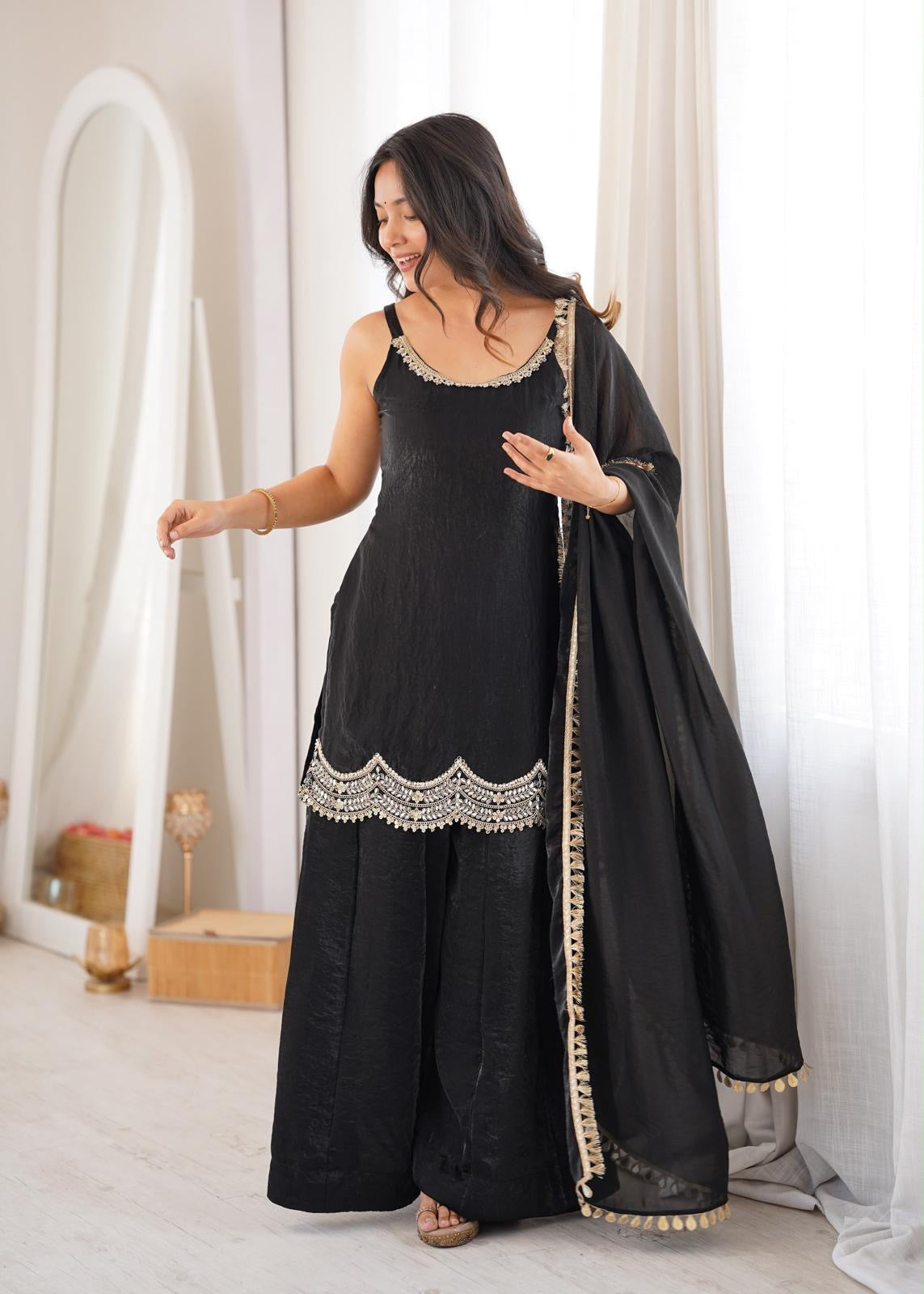 Noor-e-Siyah Black Palazzo Set