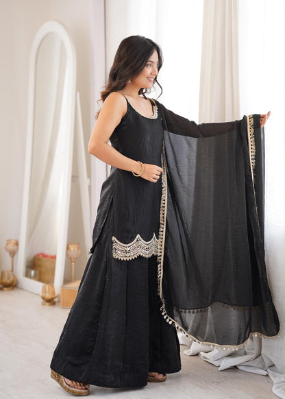 Noor-e-Siyah Black Palazzo Set