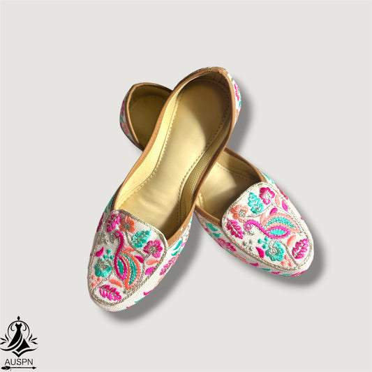 Phulkari jutti